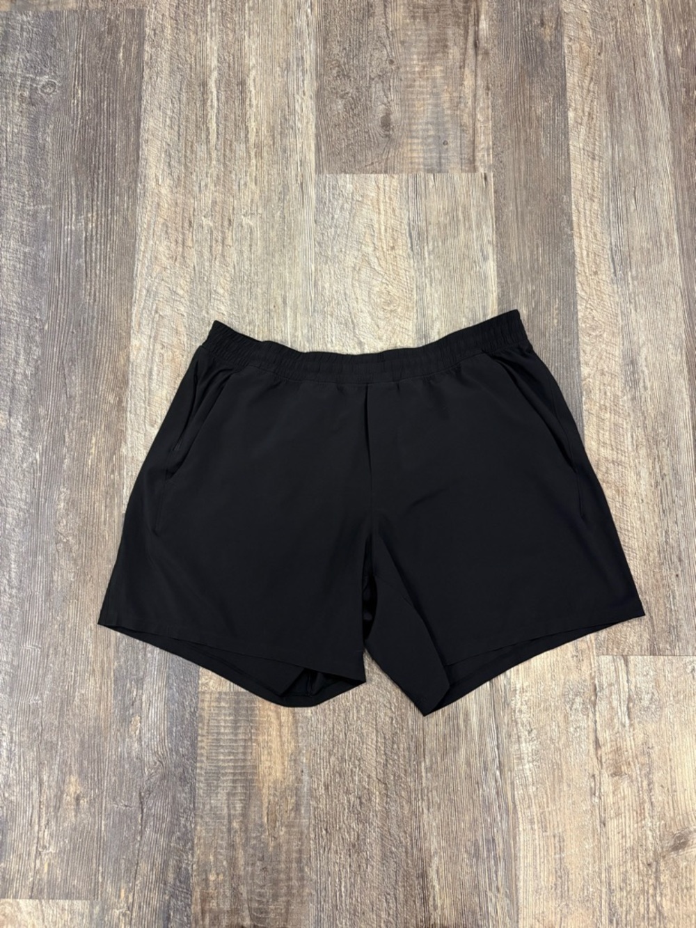 Lululemon Men's Pace Breaker Shorts - Picture 2 of 5